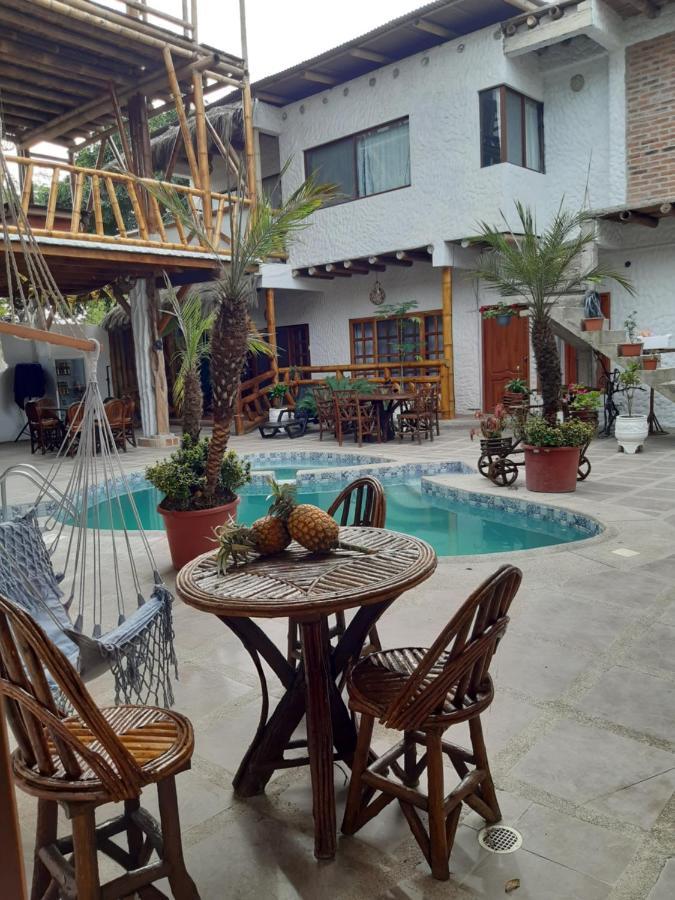 Weekendhostal Hotel Montanita Bagian luar foto